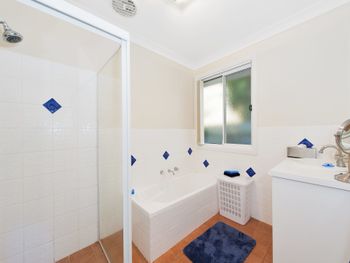 Nelson Street Pine Cottage 5A - Accommodation Asia 3