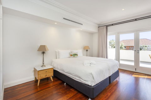 Cottesloe Waters Apartment - Accommodation Guide 4