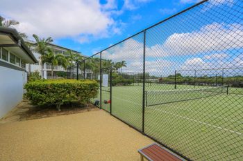 Resort Apartment On Salt Beach 6318 - Accommodation Guide 5