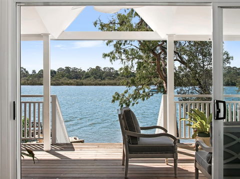 Summerville House - Accommodation Asia 6