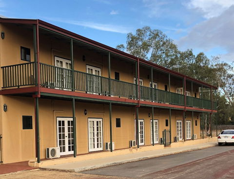 Settlers Hotel York - Accommodation Asia 0