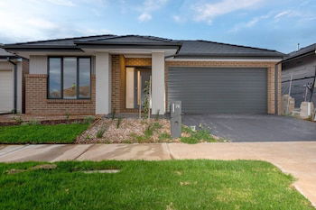 Resortstyle 4BR House With Parking@werribee - Accommodation Asia 0