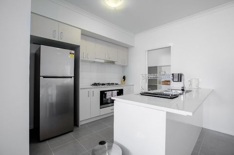 Big Family Fun@ 4 Bedrooms House In Point Cook - Accommodation Asia 5