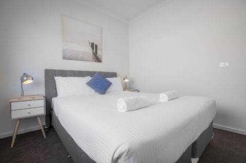 Big Family Fun@ 4 Bedrooms House In Point Cook - Accommodation Asia 3