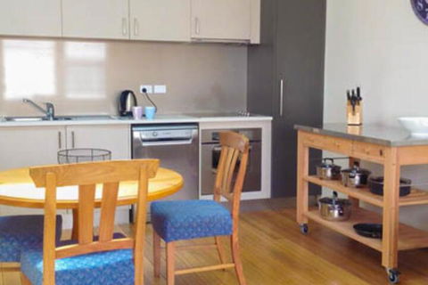 Essentially Hobart - Accommodation Asia 4