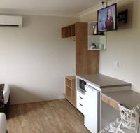 BEST WESTERN CASTLE LODGE MOTEL - Accommodation Asia