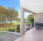 Beachport 14 Newly Renovated 2 Bedroom Apt on Parkyn Parade with Aircon - Accommodation Asia