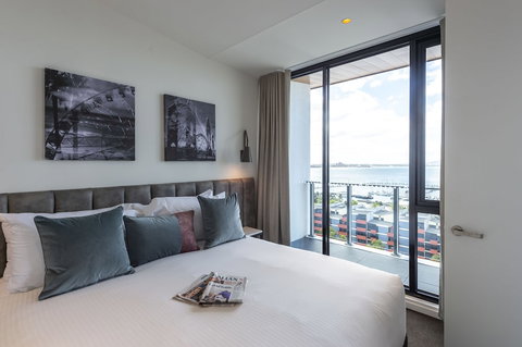 R Hotel Geelong - Accommodation Guide 3