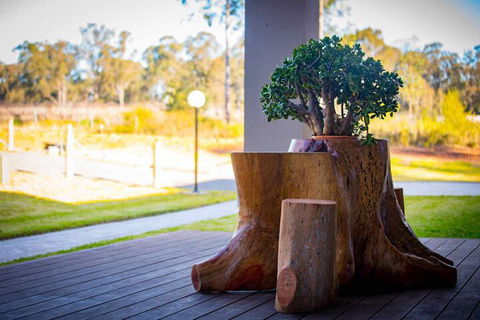 Mirambeena - Accommodation Guide 1