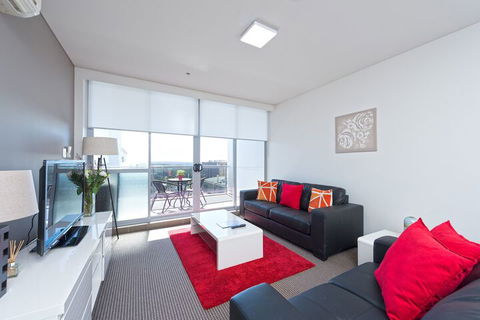 Astra Apartments Miller Street - Accommodation Asia 2