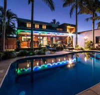 Shute Thru - Accommodation Guide