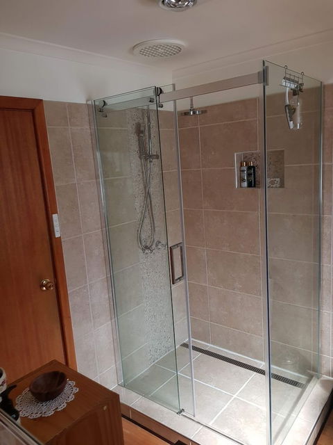 Beautiful Cottage, Ocean Views, Amazing Gardens, 12 Minute Walk To Beach - Accommodation Guide 4