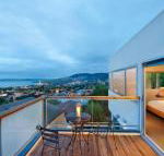 Library House - Accommodation Asia