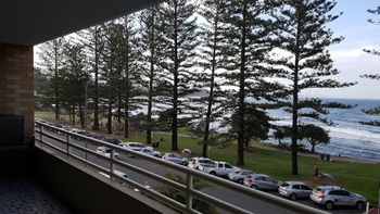 Point Break 2 Bedroom Apartment - Accommodation Asia 6