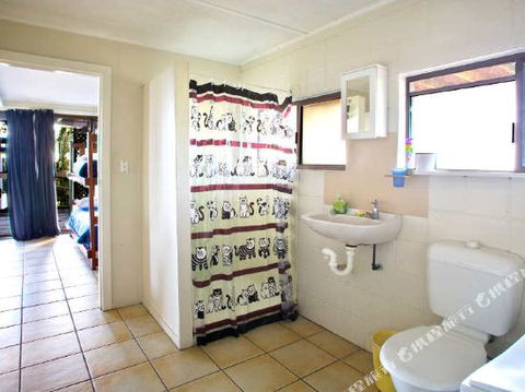 1770 Beach Accommodation Elliot Lodge - Accommodation Guide 1