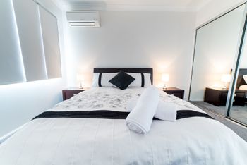 1 Bedroom Gold Coast Beachside Apt W AC + Parking - Accommodation Asia 0