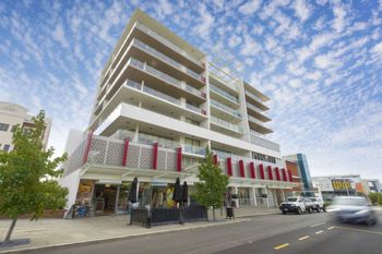 Executive Studio Inner City Apartment - Accommodation Guide 0