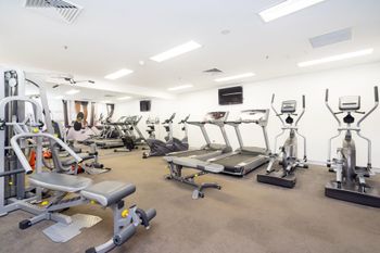 Executive Studio Inner City Apartment - Accommodation Guide 3