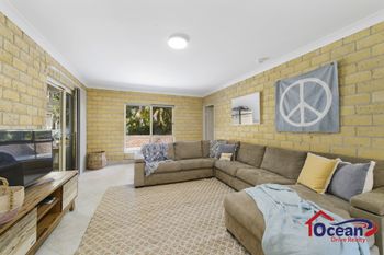BEACHSIDE HIDEAWAY BONNY HILLS - Accommodation Asia 6