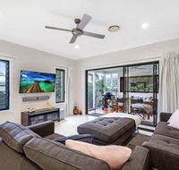 Paradise at the Point - Accommodation Guide