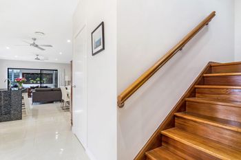 Paradise At The Point - Accommodation Guide 6