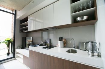 Spacious Apartment Close To Melbourne CBD - Accommodation Asia 1