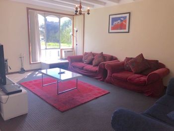 Caves Cottage - Accommodation Asia 4