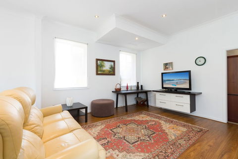 Pelicanstay Holiday Home Bondi Beach - Accommodation Guide 1