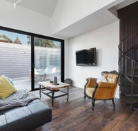 Architects Urban Retreat in Malvern - Accommodation Asia
