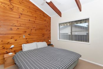 Kings Retreat - Accommodation Guide 5