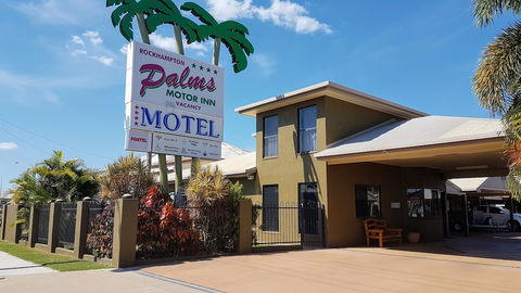Rockhampton Palms Motor Inn - Accommodation Guide 0