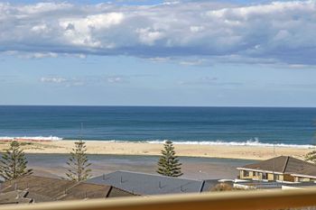 Peninsula 22 - Accommodation Guide 0