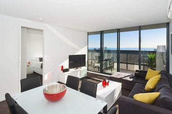 Executive Bay Views St. Kilda - Accommodation Guide 0