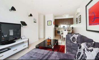 Smart Modern In St. Kilda - Accommodation Guide 0