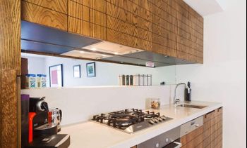 Smart Modern In St. Kilda - Accommodation Guide 2