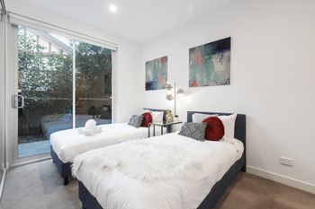 Iris Apartments By Ready Set Host - Accommodation Guide 4