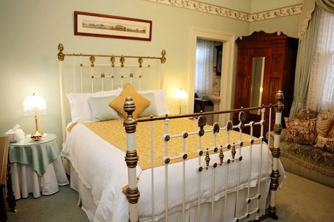 Forgandenny Bed & Breakfast - Accommodation Guide 1