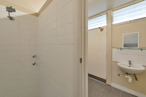 Getaway Villas Unit 38 9 - Accommodation Asia 5