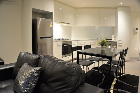 Royal Stays Apartments Southbank - Accommodation Guide 2