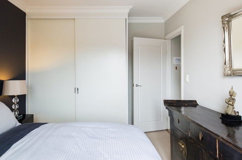 Bondi Beach Executive Penthouse - Accommodation Guide 2