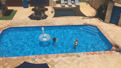 Hillary's Coastal Resort - Accommodation Guide 3