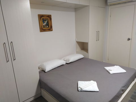 Regency Apartments - Accommodation Asia 1