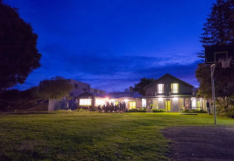 Dunsborough Beachouse YHA Backpackers - Accommodation Asia 5