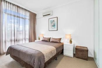 Adelaide DressCircle Apartments - Ward St - Accommodation China 1