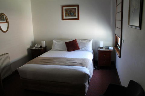 The Dormie House - On The Golf Course - Accommodation Asia 4