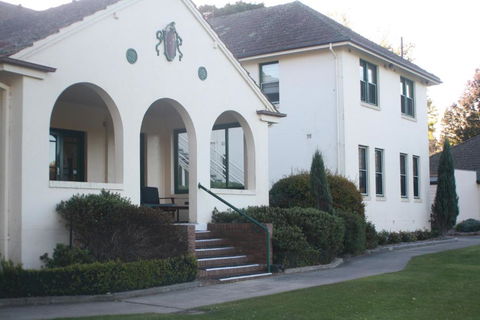 The Dormie House - On The Golf Course - Accommodation Asia 6