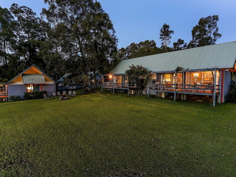 Vineyard Hill - Accommodation Guide 0