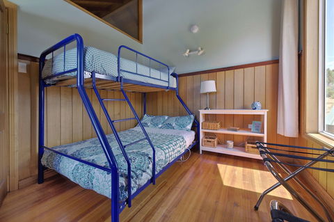 Sheoak On The Bay - Accommodation Guide 0