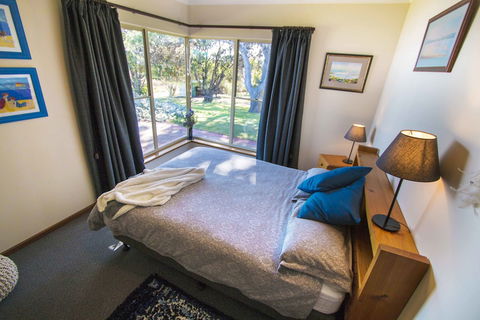 Jury Road Orchard - Accommodation Asia 6