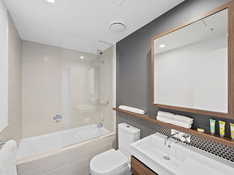 Lucid Living Brisbane - Accommodation Asia 4